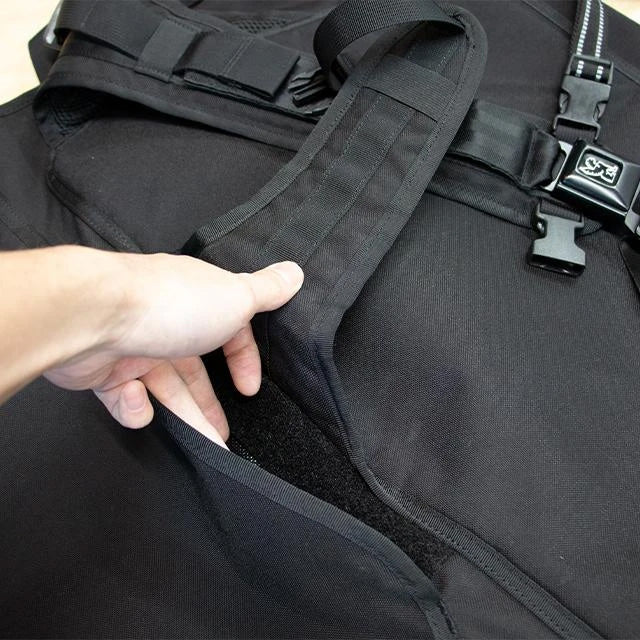 クローム ベルリン CHROME BERLIN BLACK/BLACK 大容量 バッグ バックパック PRO SERIES ★★防水 47L BG113BKBK