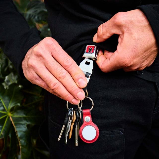 クローム ミニバックル キーチェーン キーホルダー CHROME MINI BUCKLE KEYCHAIN BLACK CHROME バッグ アクセサリー AC249BCRM | BOSTONCLUB 【公式】