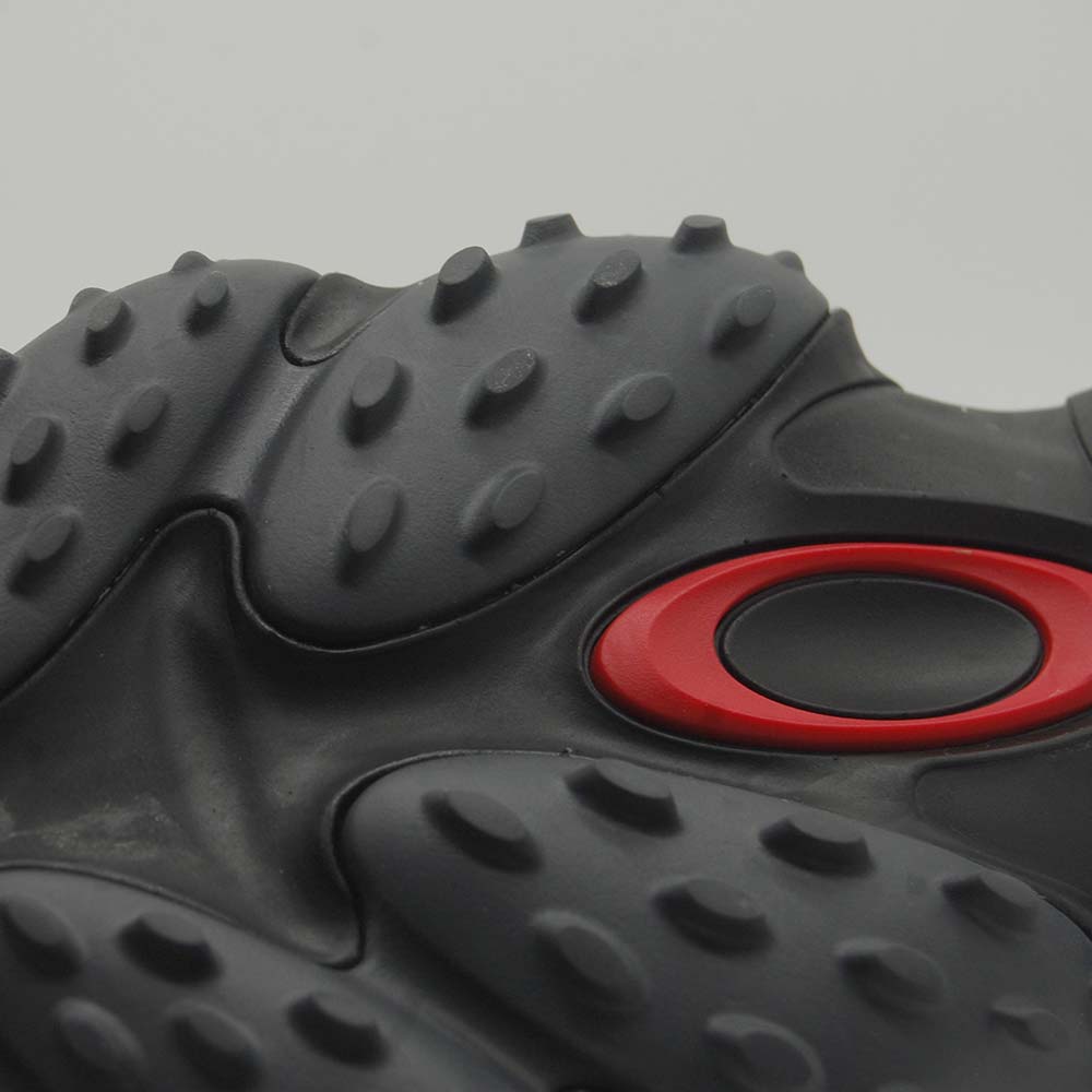 オークリー エッジ フレックス OAKLEY EDGE FLEX BLACKOUT メンズ スニーカー FOF100538-02E