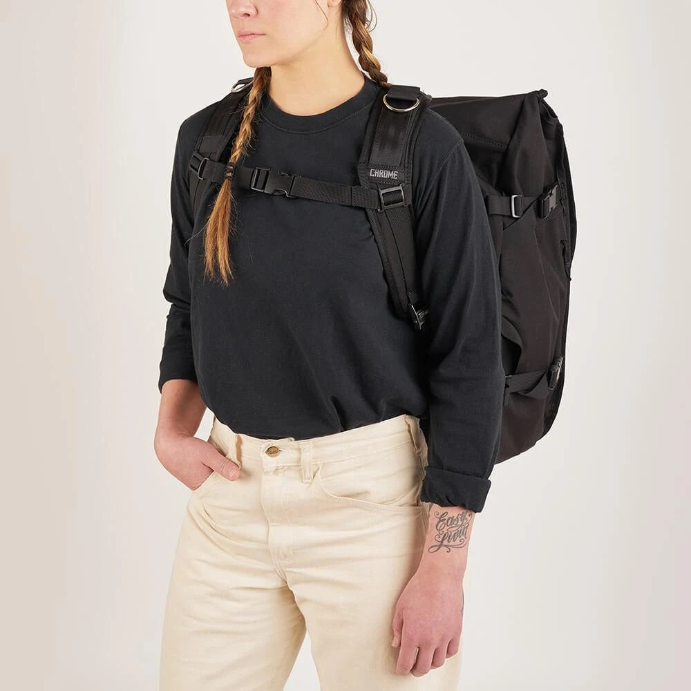 クローム ワルシャワ 2.0 メッセンジャー バックパック CHROME WARSAW 2.0 MESSENGER BACKPACK BLACK PRO SERIES ★★防水 50L BG161BK