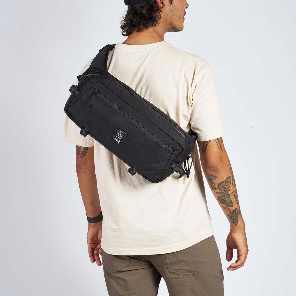 クローム カデット スリング バッグ CHROME KADET SLING BAG BLACK TARP ボディバッグ ★★防水 9L BG196BKTP