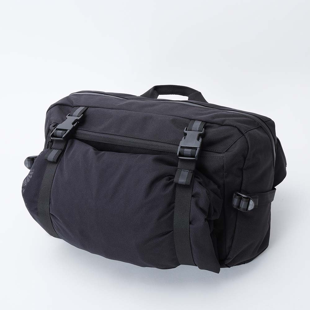 クローム カデット マックス スリング バッグ CHROME KADET MAX SLING BAG BLACK バッグ メッセンジャーバッグ ★耐水 15L BG351BK