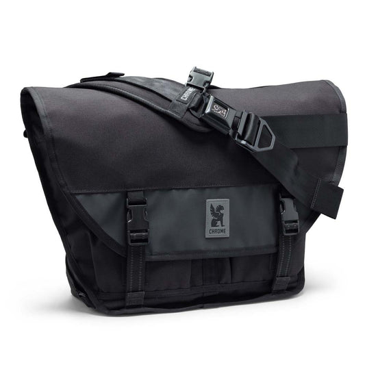 クローム CTZ 15L メッセンジャー CHROME CTZ 15L MESSENGER BLACK バッグ メッセンジャーバッグ ★★防水 15L BG381BK