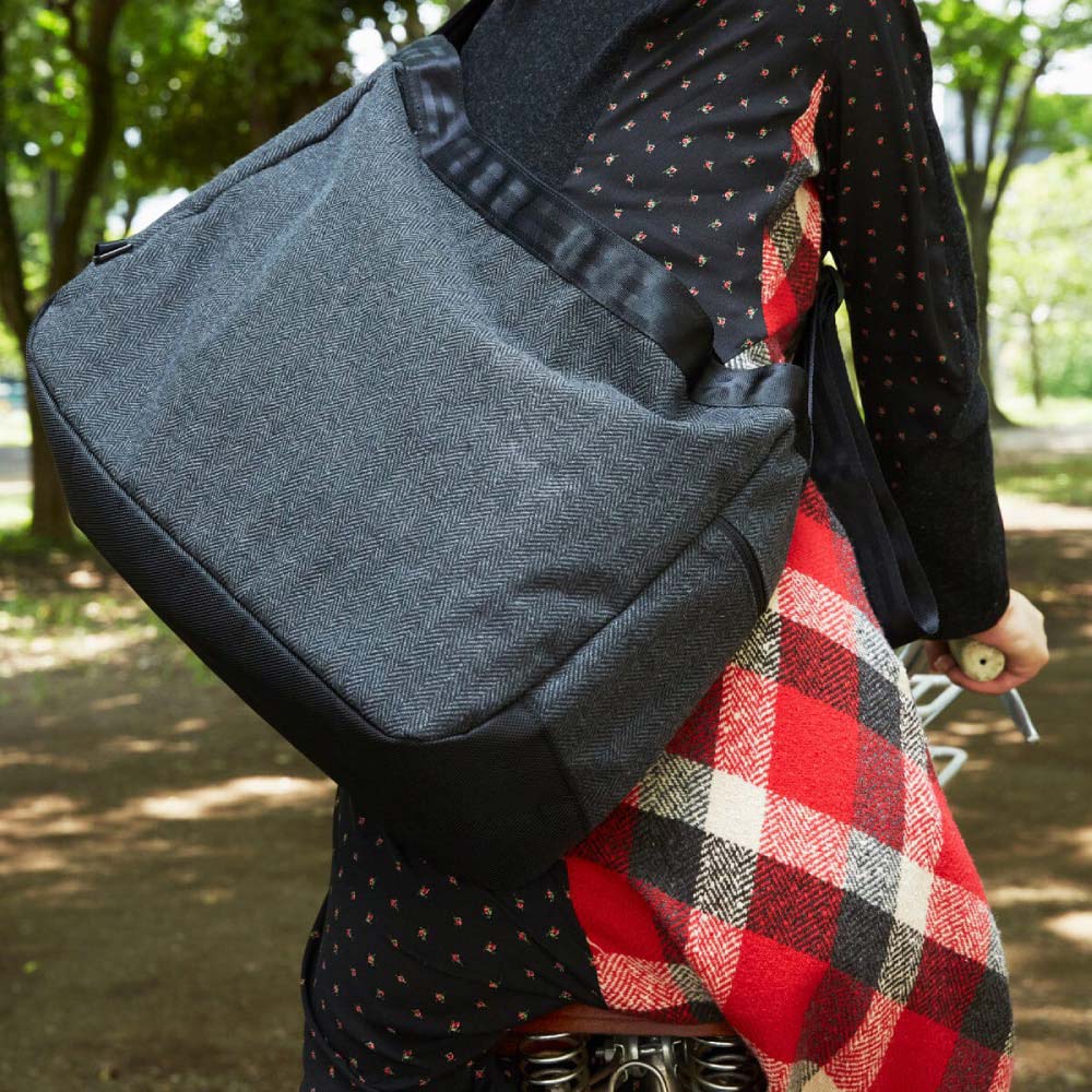 クローム ニュースペーパーメッセンジャー CHROME NEWSPAPER MESSENGER BLACK CRINKLE バッグ メッセンジャーバッグ ★耐水 JP197BKCK