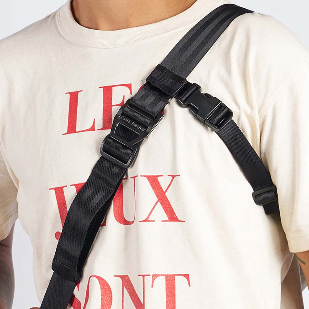 クローム ニュースペーパーメッセンジャー CHROME NEWSPAPER MESSENGER MATT BLACK バッグ メッセンジャーバッグ JP197MTBK