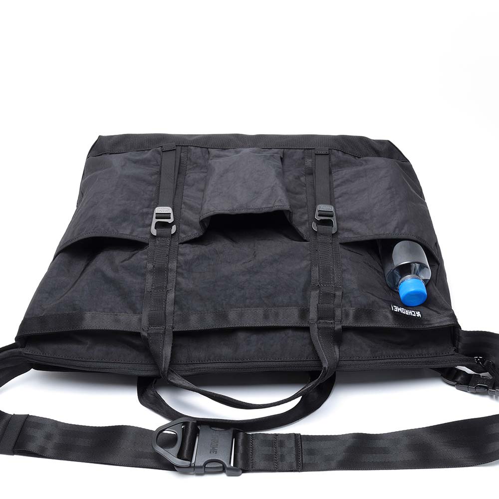 クローム グローサリー トート メッセンジャー 28L CHROME GROCERY TOTE MSNGR 28L BLACK CRINKLE バッグ トートバッグ ★耐水 JP239BKCK