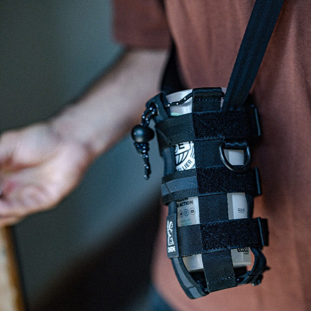 クローム バラージ ボトル ケース CHROME BARRAGE BOTTLE CASE BLACK バッグ アクセサリー AJ015BK