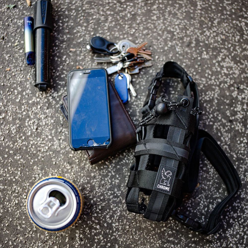 クローム バラージ ボトル ケース CHROME BARRAGE BOTTLE CASE BLACK バッグ アクセサリー AJ015BK
