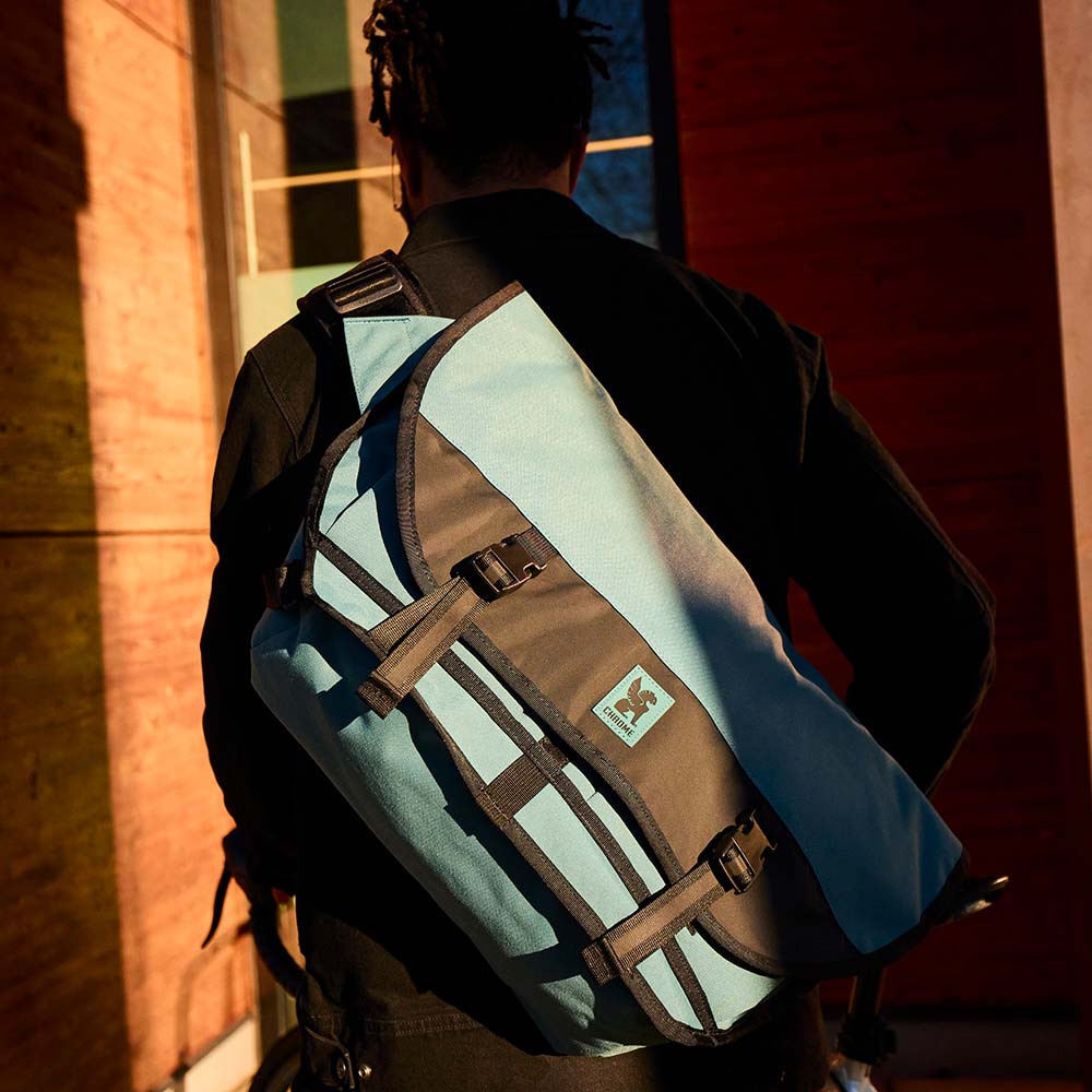 クローム シーティーゼット 24L メッセンジャー CHROME CTZ 24L MESSENGER STEEL BLUE バッグ メッセンジャーバッグ ★★防水 BG380STLB