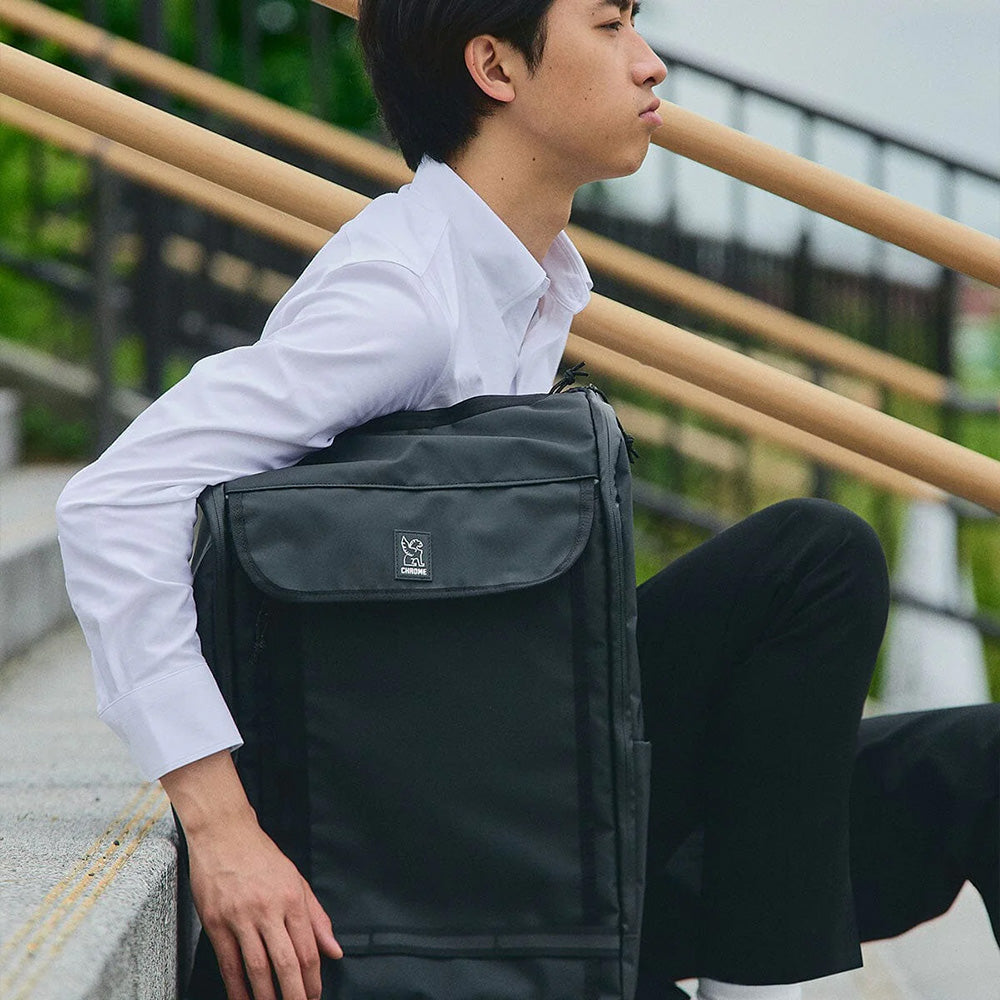 クローム ヴォルカン 35L パック CHROME VOLCAN 35L PACK BLACK XRF バッグ バックパック ★★防水 BJ003BXRF