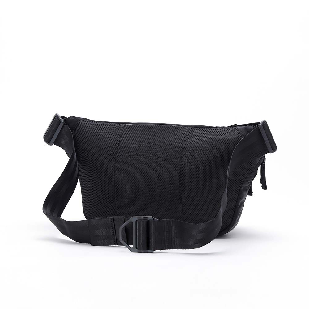 クローム ボット フリップ スリング 8L CHROME BOT FLAP SLING 8L BLACK CRINKLE バッグ スリングバッグ ★耐水 BJ008BCNL