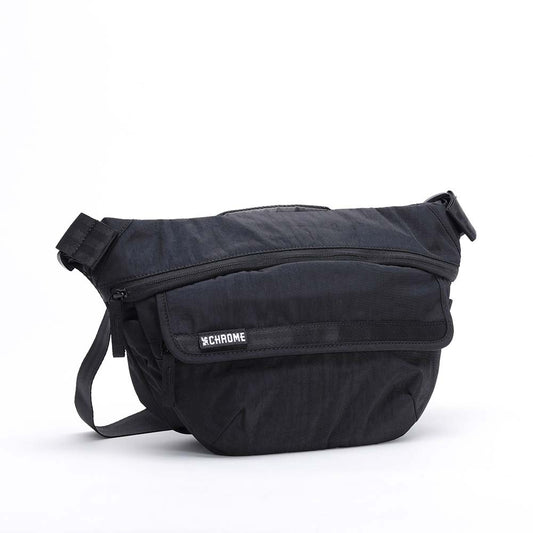 クローム ボット フリップ スリング 5L CHROME BOT FLAP SLING 5L BLACK CRINKLE バッグ スリングバッグ ★耐水 BJ009BCNL