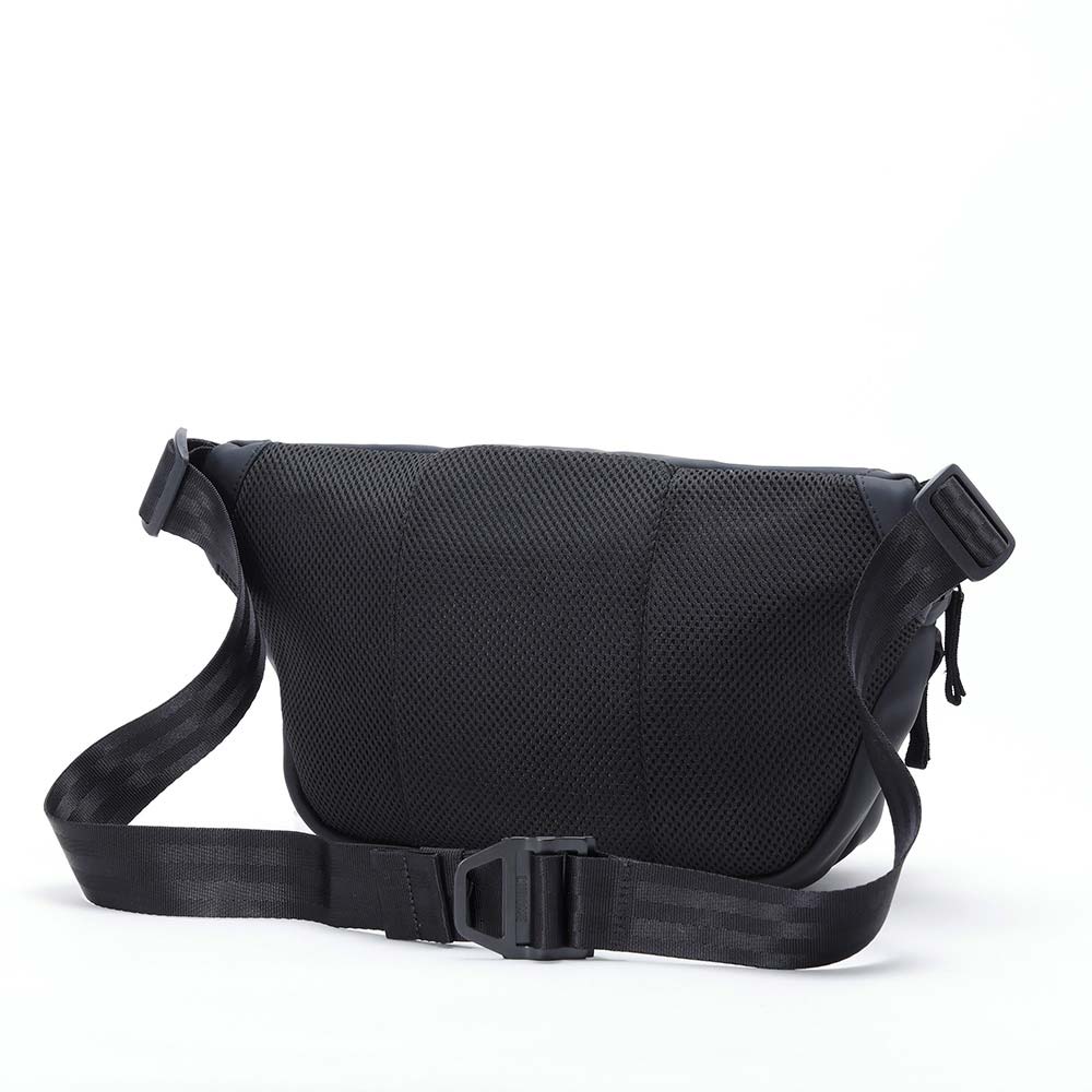 クローム ボット フリップ スリング 5L CHROME BOT FLAP SLING 5L MATTE BLACK バッグ スリングバッグ ★耐水 BJ009MABK