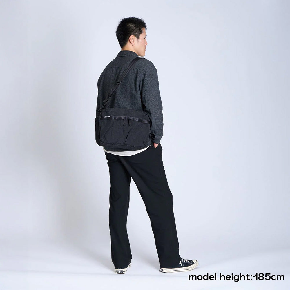 クローム パック ショルダー 12L CHROME PAC SHOULDER 12L MATTE BLACK バッグ スリングバッグ ★耐水 BJ011MABK