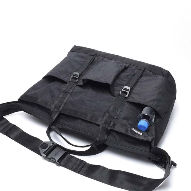 クローム グローサリー トート メッセンジャー 15L CHROME GROCERY TOTE MSNGR 15L BLACK CRINKLE バッグ トートバッグ ★耐水 BJ013BCNL