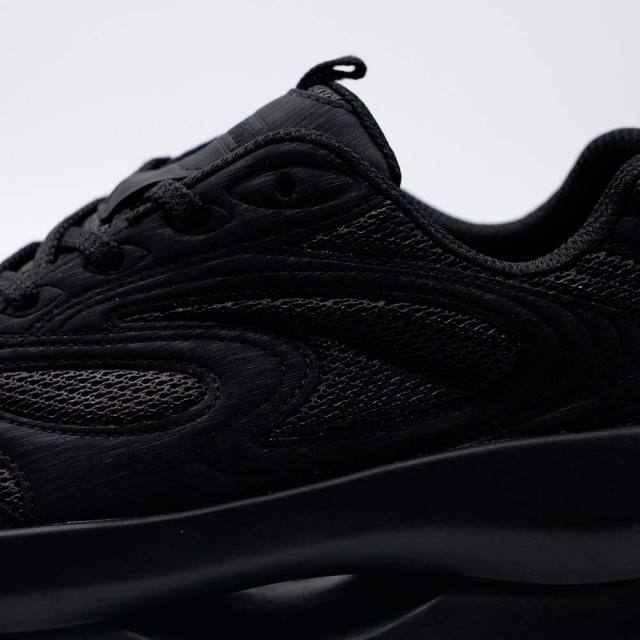 ディストーション ミスフィット DISTORTION MISFIT BLACK メンズ スニーカー 7cm 厚底スニーカー 黒 トールシューズ シークレットシューズ シークレットスニーカー 上げ底靴 身長up 厚底靴 身長盛れる ボリューム感 スタイルアップ 幅広 軽量 DIS25F0003-BK