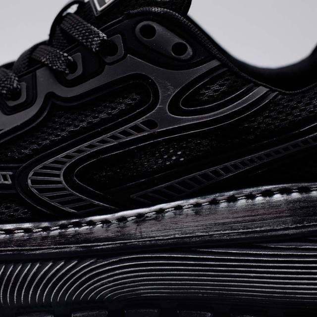 ディストーション ディファイアント DISTORTION DEFIANT BLACK メンズ スニーカー 5cm 厚底スニーカー トールシューズ シークレットシューズ シークレットスニーカー 上げ底靴 身長up 厚底靴 身長盛れる ボリューム感 スタイルアップ 幅広 軽量 DIS25F0008-BK