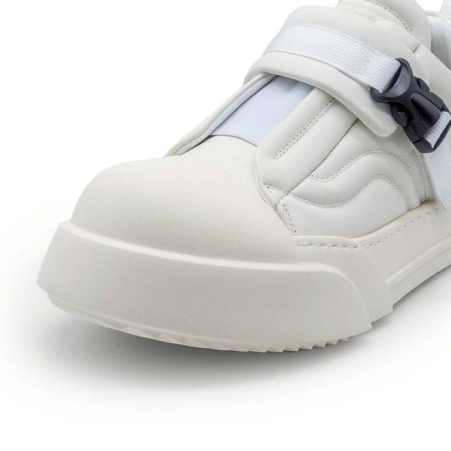 ディストーション ファットトゥ バックル DISTORTION FATTOE BUCKLE White メンズ レディース スニーカー DIS26F0017-WHT