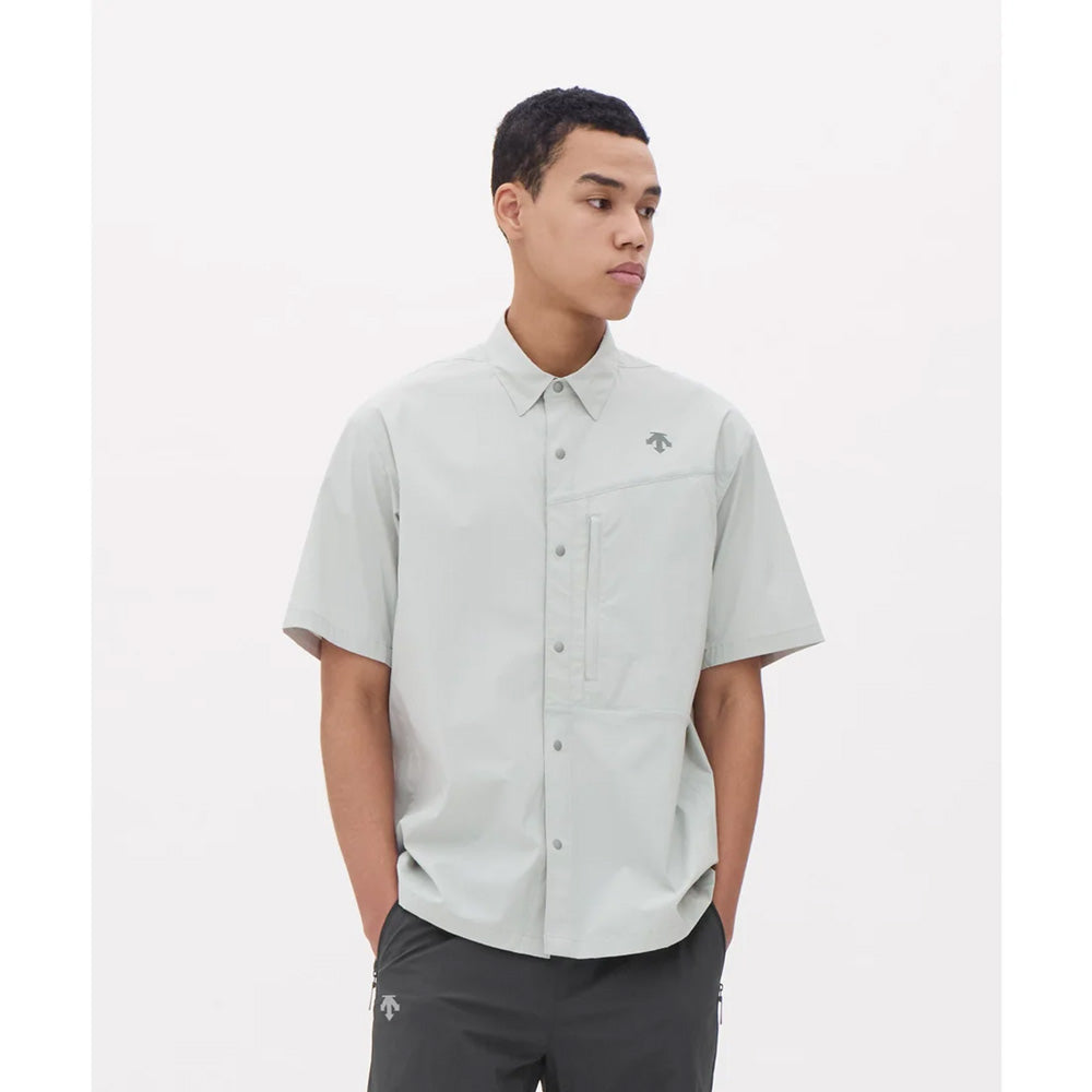 デサント ウィンドシェルハーフスリーブシャツ ポケッタブル仕様 DESCENTE WIND SHELL H/S SHIRT PB. ブラック（BK00） メンズ DO6SHS01M-BK00