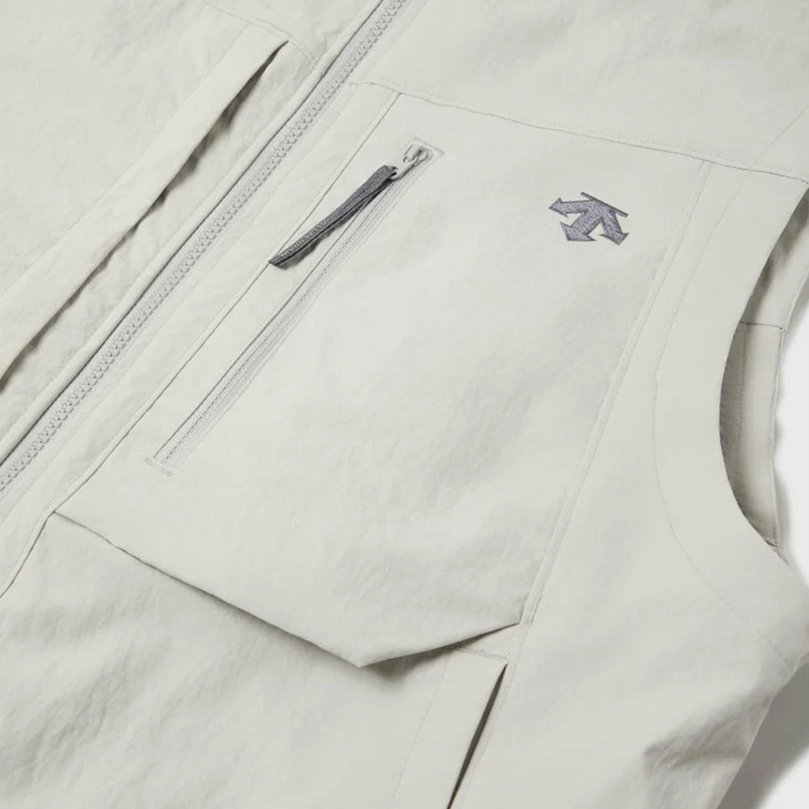 デサント ウーブンタスランベスト DESCENTE WOVEN TASLAN VEST ブラック メンズ ジャケット DO6SVE01M-BK00