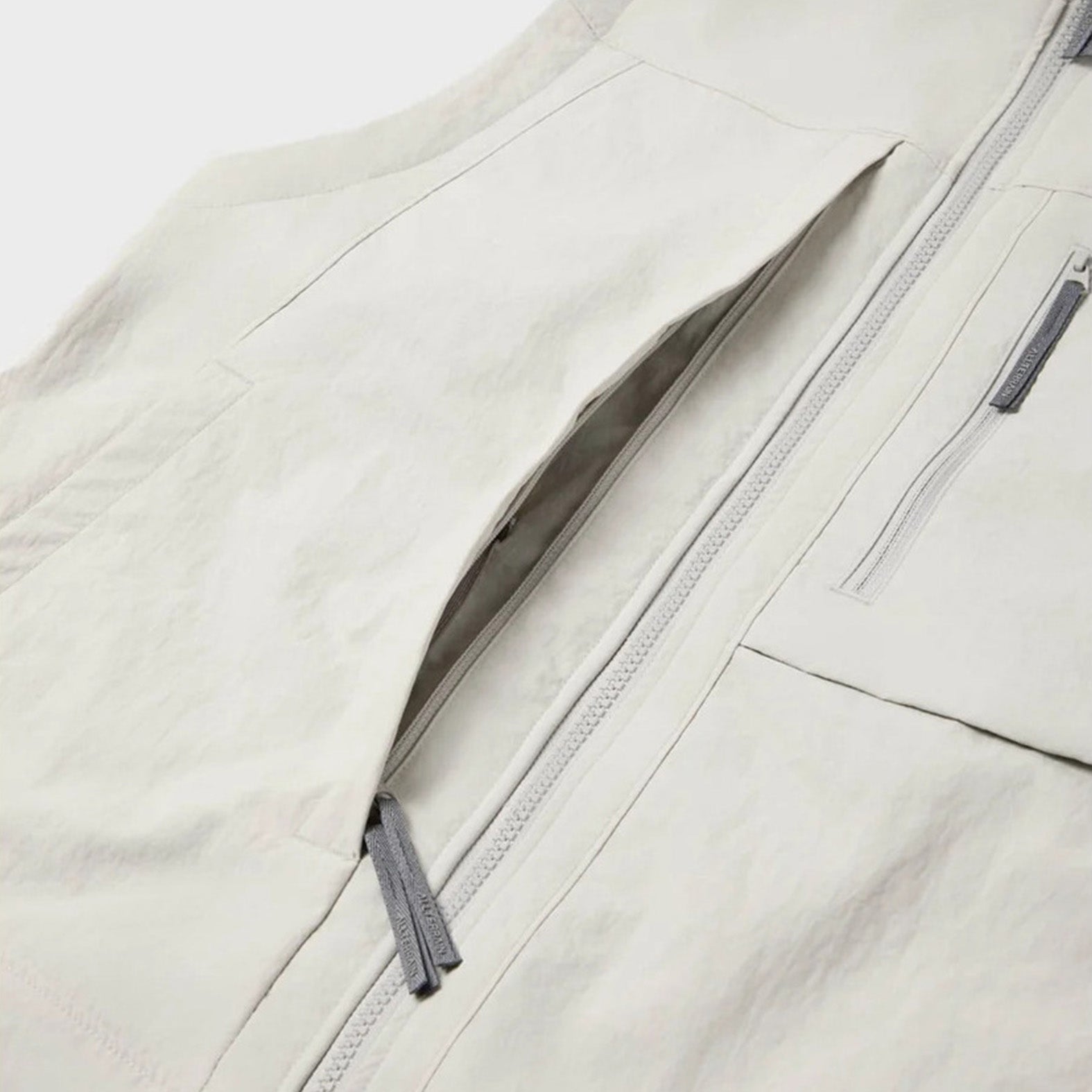 デサント ウーブンタスランベスト DESCENTE WOVEN TASLAN VEST ブラック メンズ ジャケット DO6SVE01M-BK00