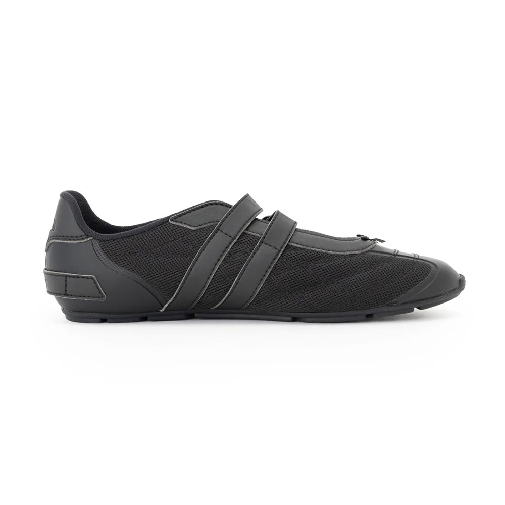 フィラ オホスリトモスリークブイシー FILA X OJOS RITMO SLEEK VC Black/Black/Black レディース スニーカー FW0105117-003