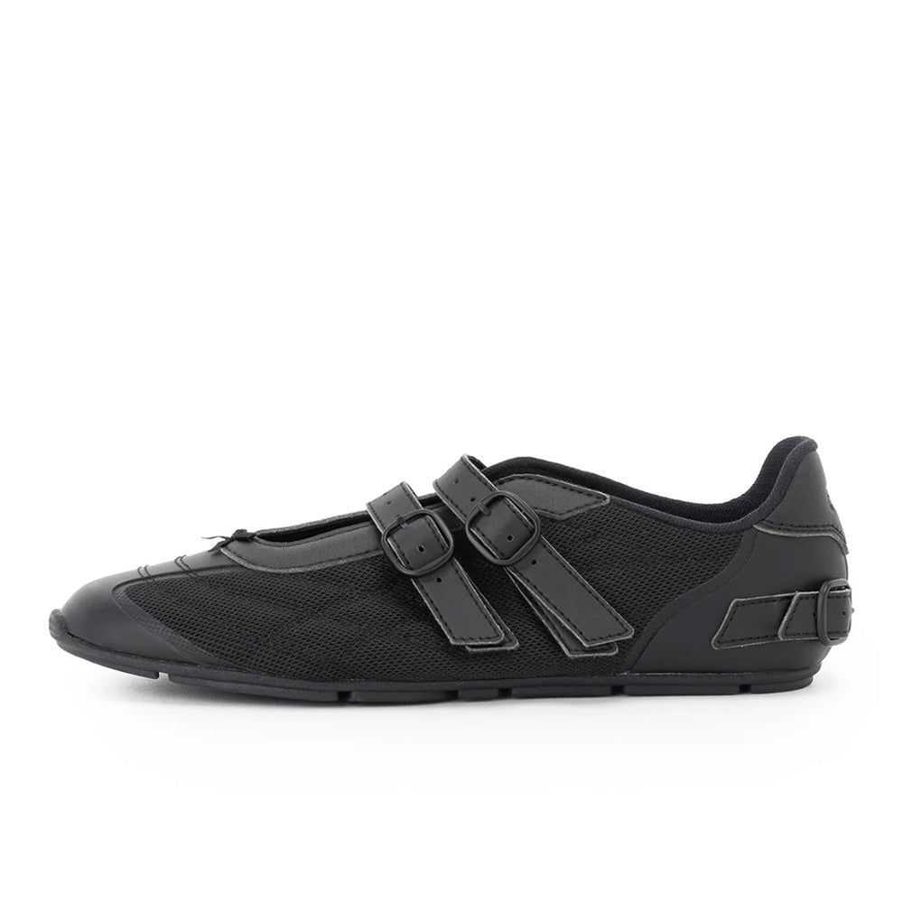 フィラ オホスリトモスリークブイシー FILA X OJOS RITMO SLEEK VC Black/Black/Black レディース スニーカー FW0105117-003
