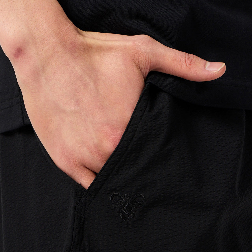 ヒュンメル PLAY シアサッカーバレルパンツ hummel PLAY SEERSUCKER BARREL PANTS カーキ メンズ パンツ HAW3098P-591