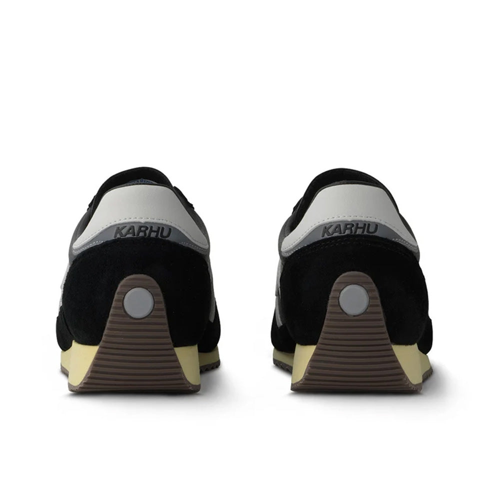 カルフ メスタリ 76 KARHU MESTARI 76 JET BLACK / BLANC DE BLANC メンズ レディース スニーカー KH805107