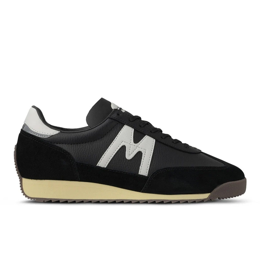 カルフ メスタリ 76 KARHU MESTARI 76 JET BLACK / BLANC DE BLANC メンズ レディース スニーカー KH805107