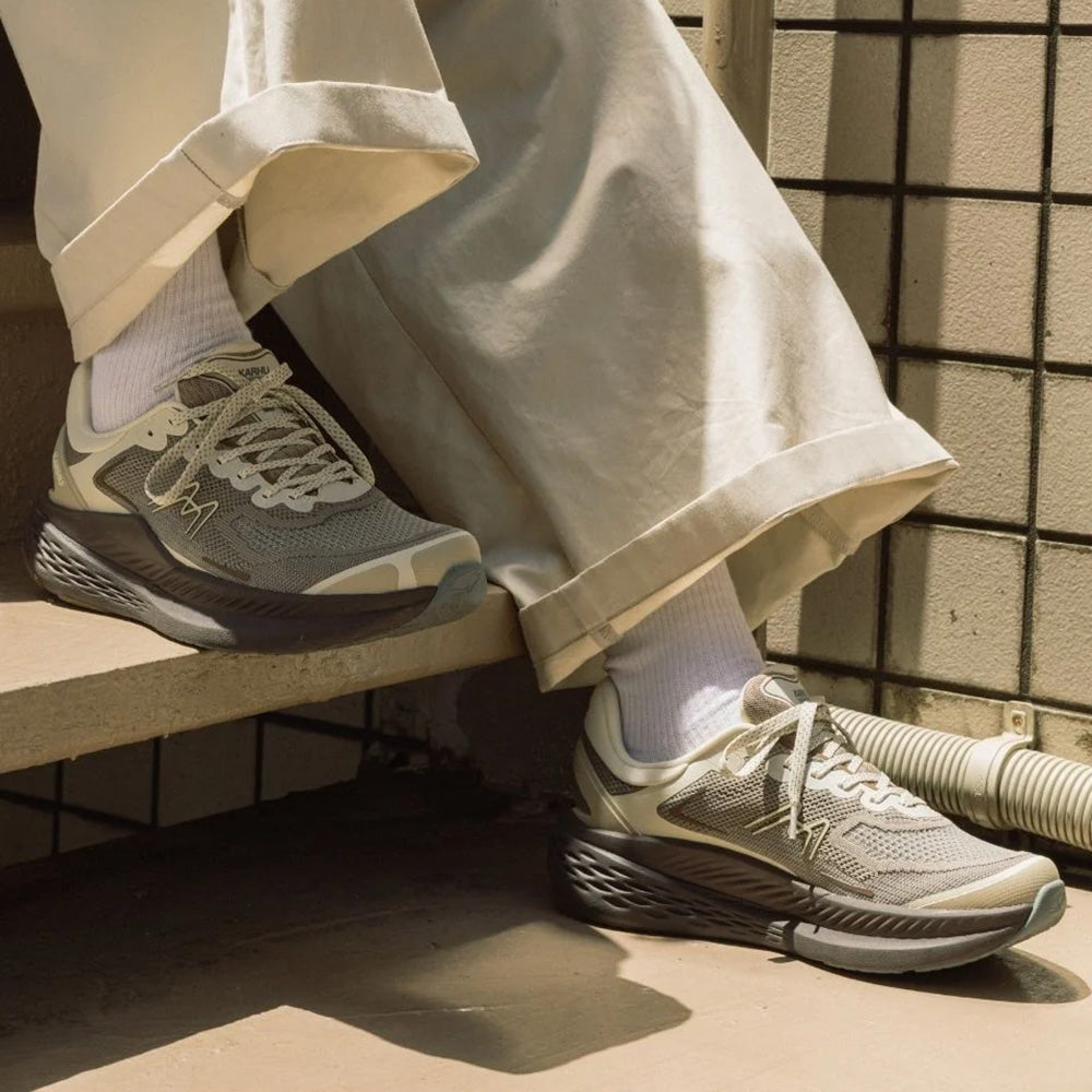 カルフ メスタリ ラン LS KARHU MESTARI RUN LS SILT / SAFARI レディース スニーカー KH880004