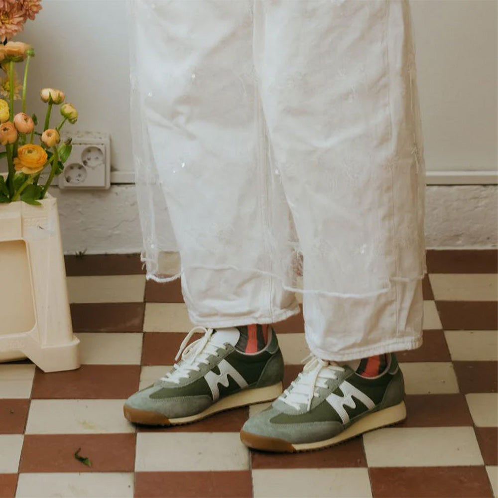 カルフ メスタリ 76 KARHU MESTARI 76 TEA / LICHEN メンズ レディース スニーカー KH805098