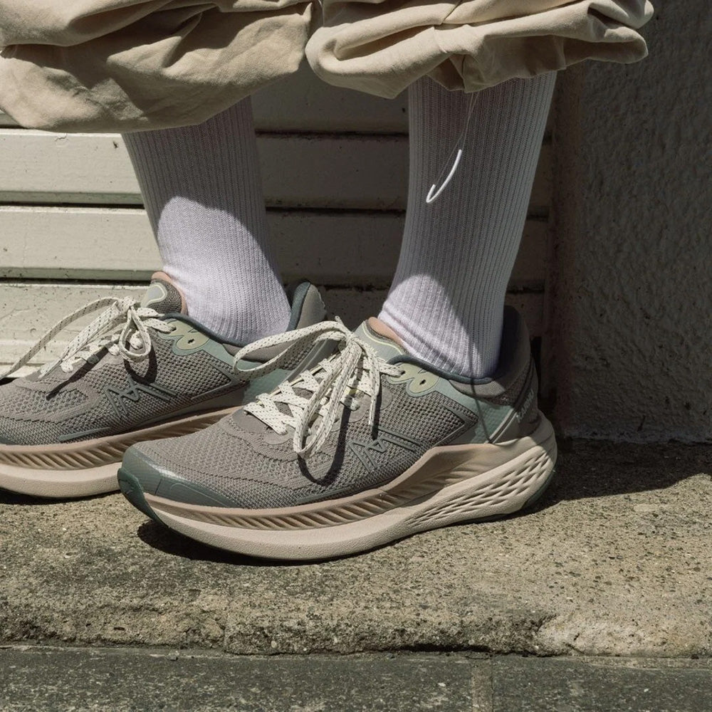 カルフ メスタリ ラン LS KARHU MESTARI RUN LS STEEPLE GRAY / HIGHRISE メンズ レディース スニーカー KH880003