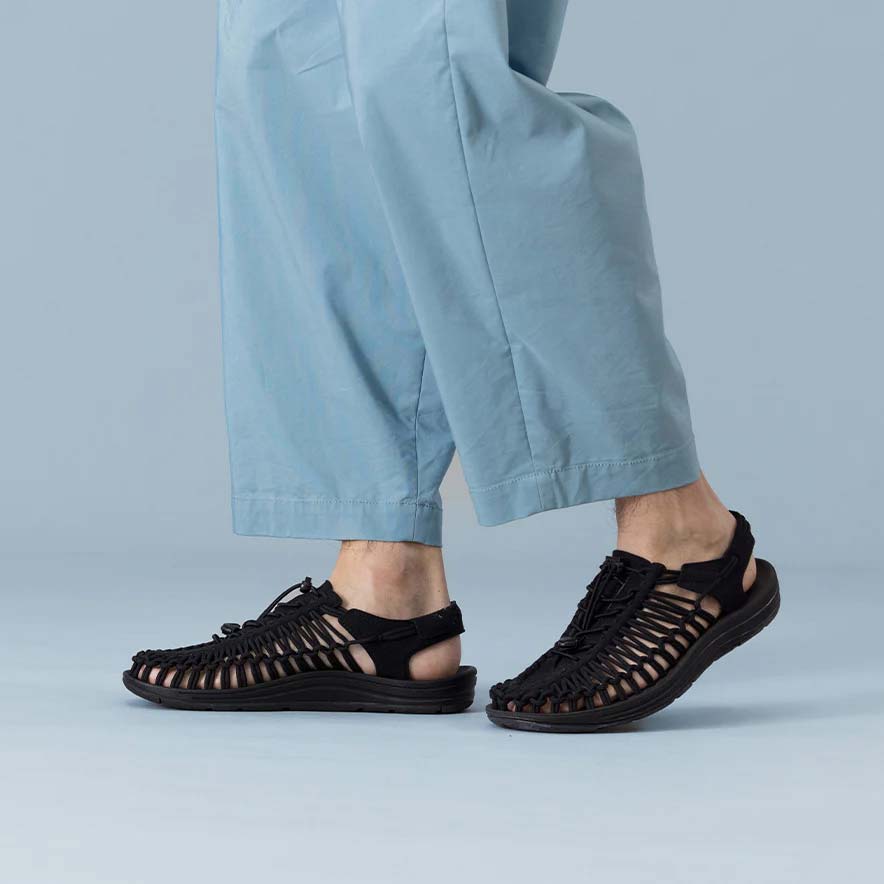 キーン ユニーク KEEN UNEEK M-Black/Black メンズ サンダル 1014097