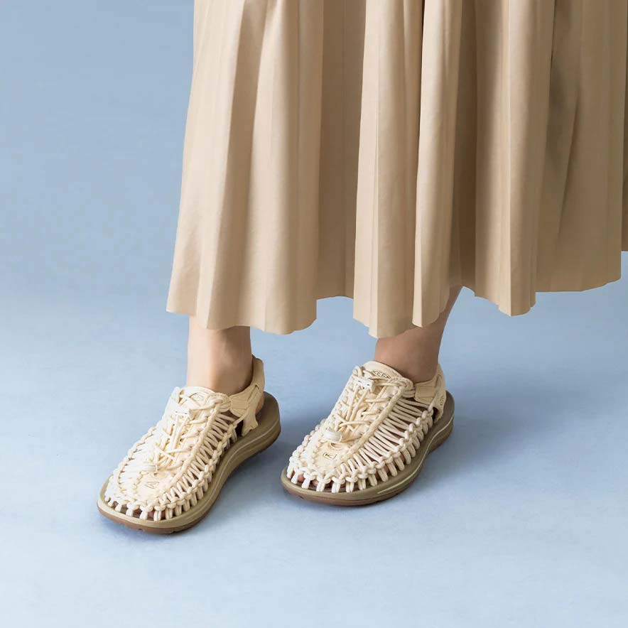 キーン ウィメンズ ユニーク KEEN UNEEK W-White Cap/Cornstalk レディース サンダル 1018698