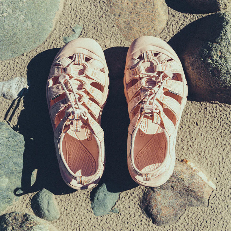 キーン ニューポート エイチツー KEEN NEWPORT H2 MONOCHROME/CAMEO ROSE レディース サンダル 1032114