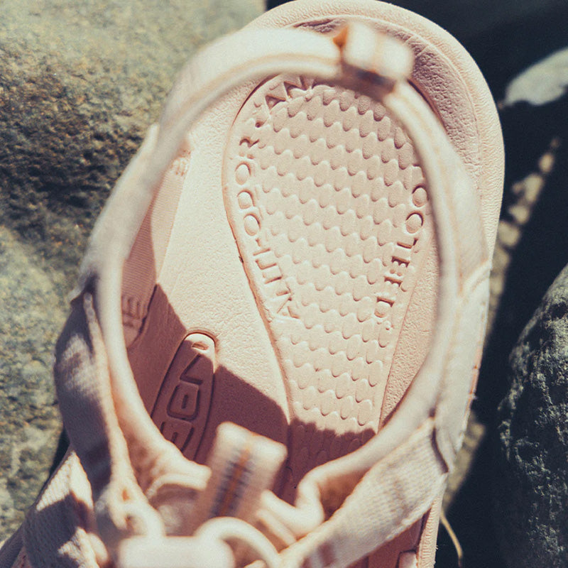 キーン ニューポート エイチツー KEEN NEWPORT H2 MONOCHROME/CAMEO ROSE レディース サンダル 1032114