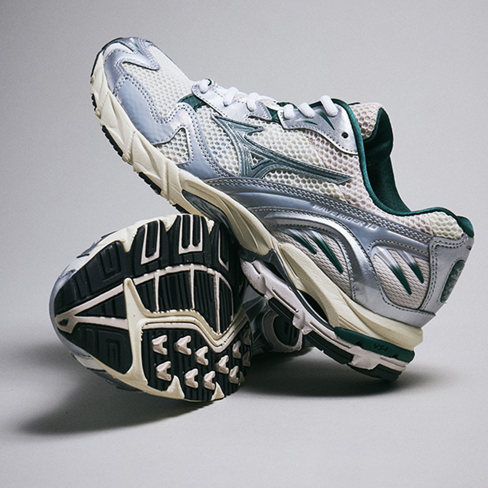 ミズノ MIZUNO WAVE RIDER 10 オフホワイト×グリーン×ライトベージュ メンズ レディース スニーカー D1GA243107