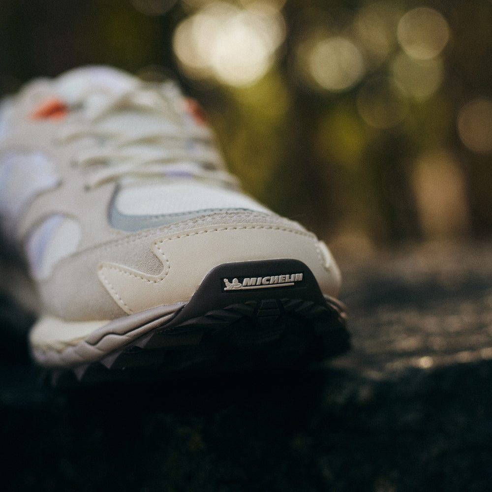 ミズノ MIZUNO WAVE MUJIN TL ライトベージュ×ホワイト×パープル メンズ スニーカー D1GA251301