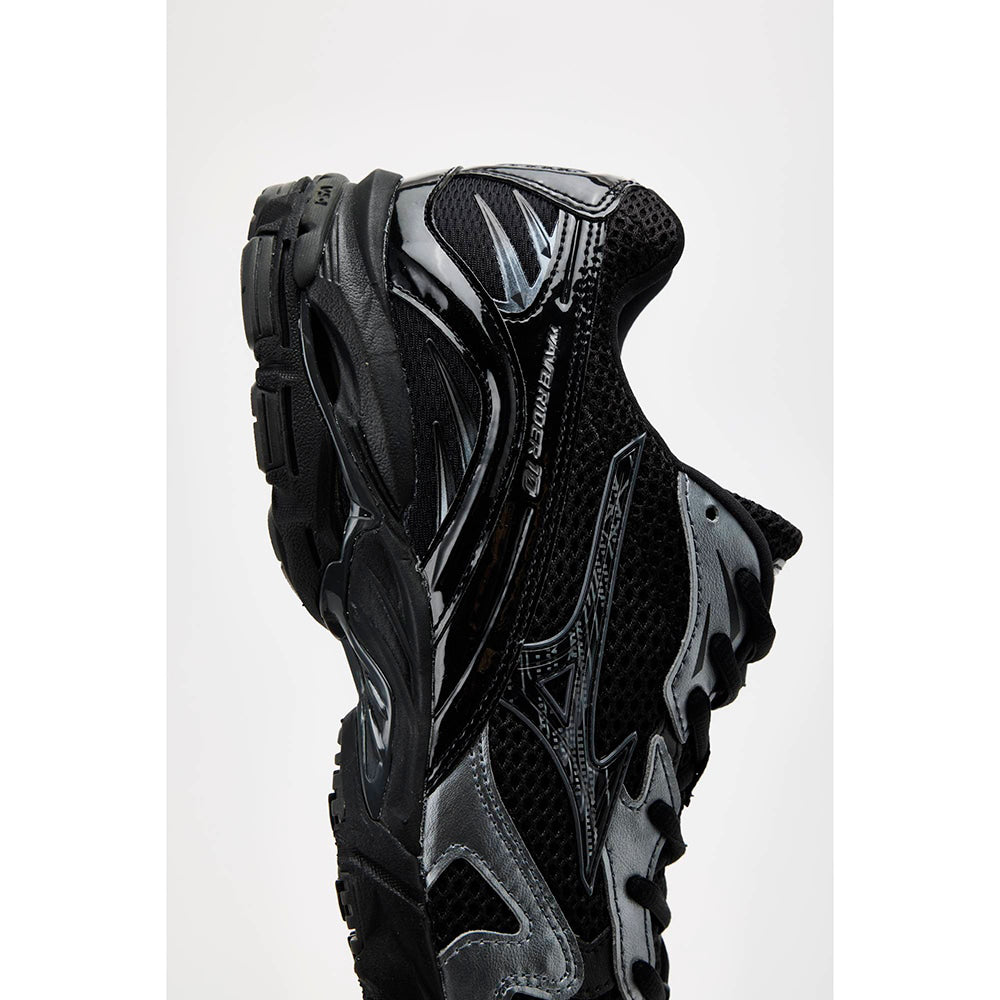 ミズノ ウエーブライダー 10 MIZUNO WAVE RIDER 10 01:ブラック×メタリックグレー メンズ レディース スニーカー D1GA261601