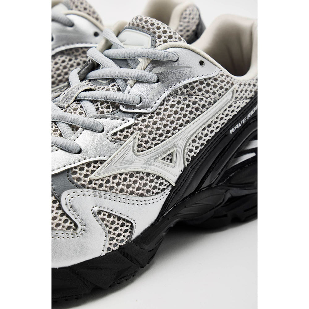 ミズノ ウエーブライダー 10 MIZUNO WAVE RIDER 10 02：シルバー×オフホワイト×ブラック メンズ レディース スニーカー D1GA261602
