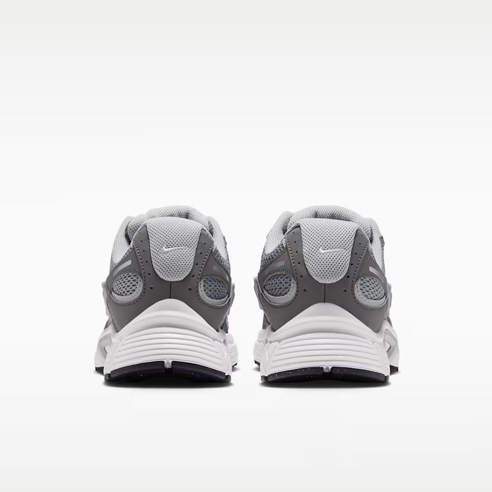 ナイキ V5 RNR NIKE V5 RNR パーティクルグレー/フラットピューター/プラチナムティント/ライトスモークグレー メンズ スニーカー IO7835-004