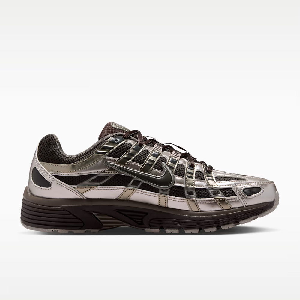 ナイキ P-6000 NIKE P-6000 ベルベットブラウン/クリーム2/エニグマストーン/リッジロック メンズ レディース スニーカー IO3496-200