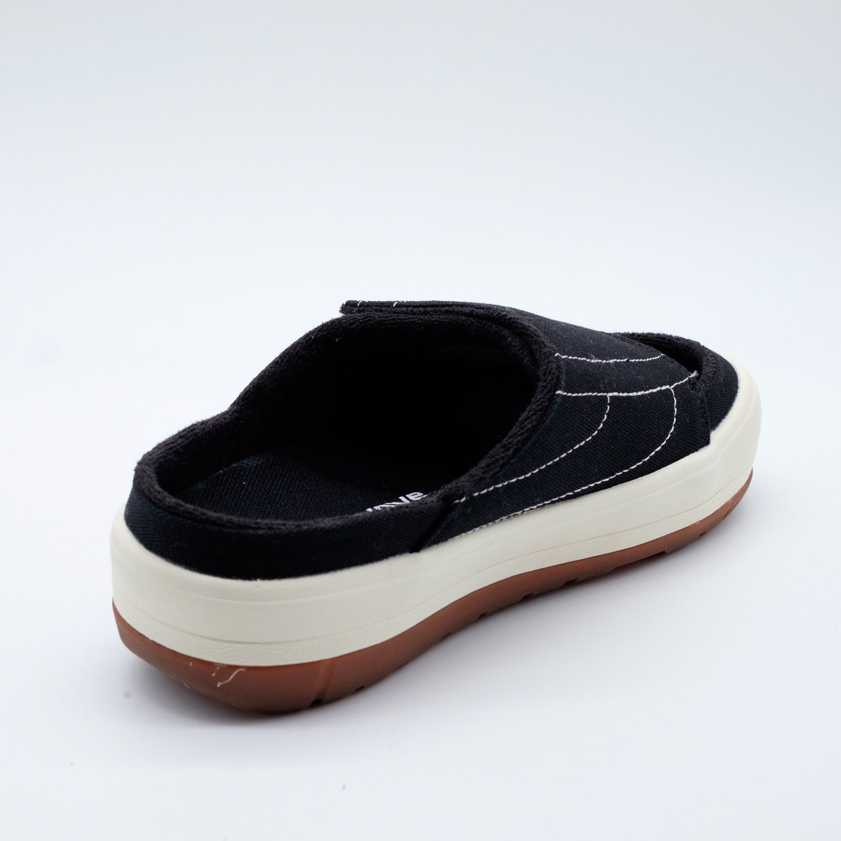 ノースウェーブ エスプレッソ スリッパ Northwave ESPRESSO SLIPPERS ブラック/ホワイト メンズ レディース スニーカー NW005-BLW