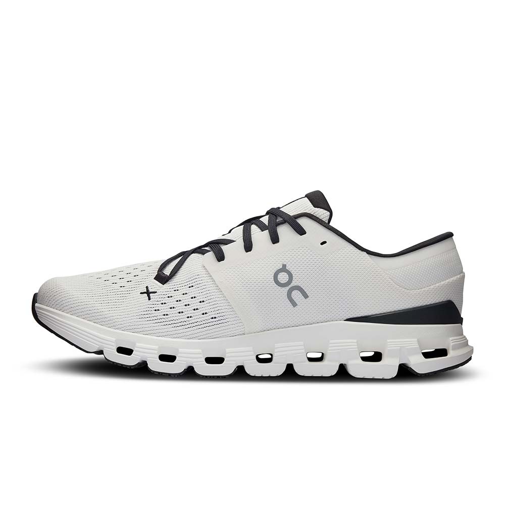 オン ウィメンズ クラウド エックス 4 On シューズ Cloud X 4 W Ivory / Black レディース スニーカー 3WE30070791