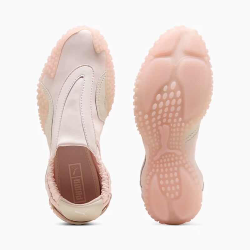 プーマ モストロ ムーブ ヴィーナス PUMA MOSTRO MOVE VENUS Jasmine Flower-Warm White レディース スニーカー 405509-01