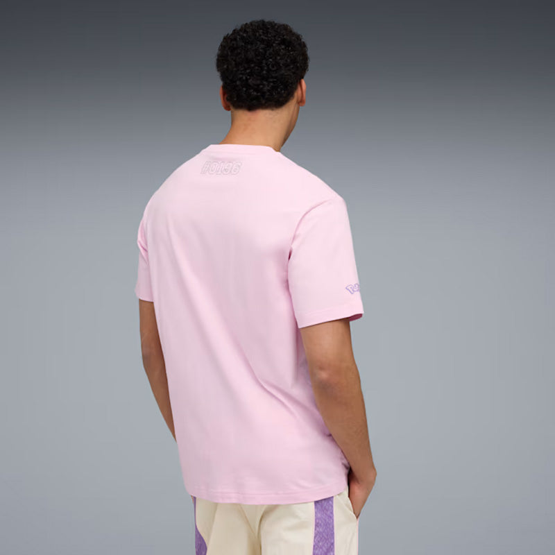 プーマ PUMA x ポケモン リラックスドグラフィック 半袖 Tシャツ PUMA PUMA X POKEMON RELAXED GRAPHIC Pearl Pink メンズ Tシャツ 634914-70