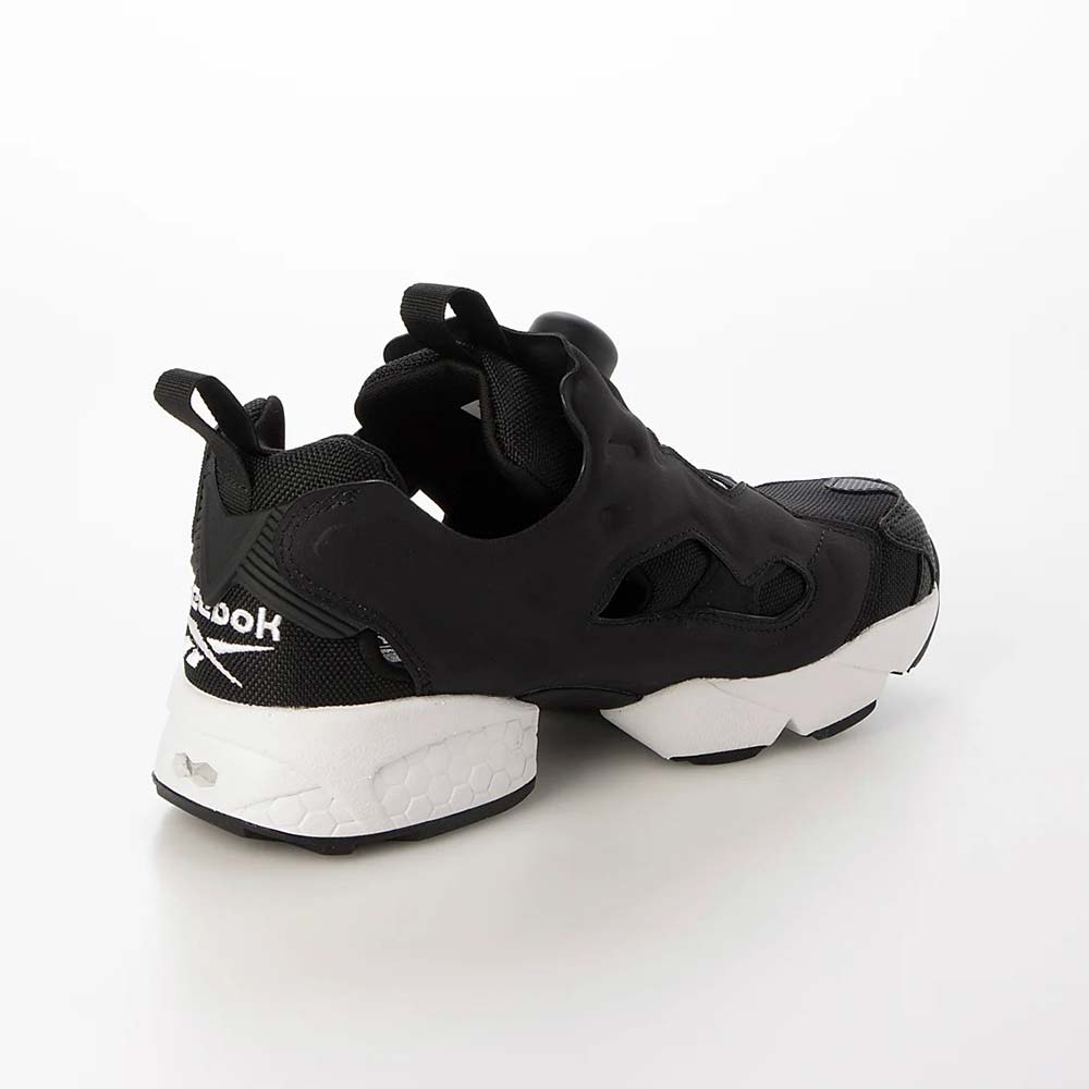 リーボック インスタポンプフューリー 94 Reebok INSTAPUMP FURY 94 ブラック メンズ レディース スニーカー 100211657