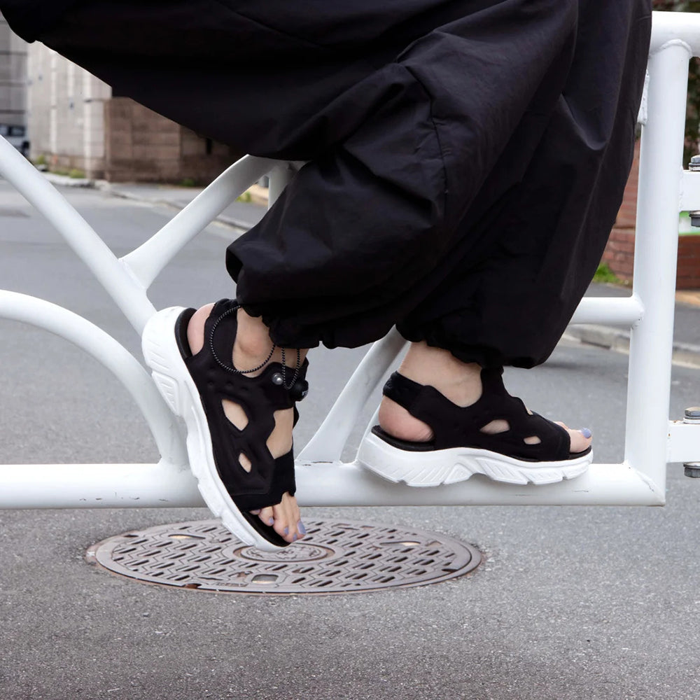 リーボック インスタポンプフューリー サンダル Reebok INSTAPUMP FURY SANDAL ブラック/ホワイト メンズ レディース サンダル 100251111