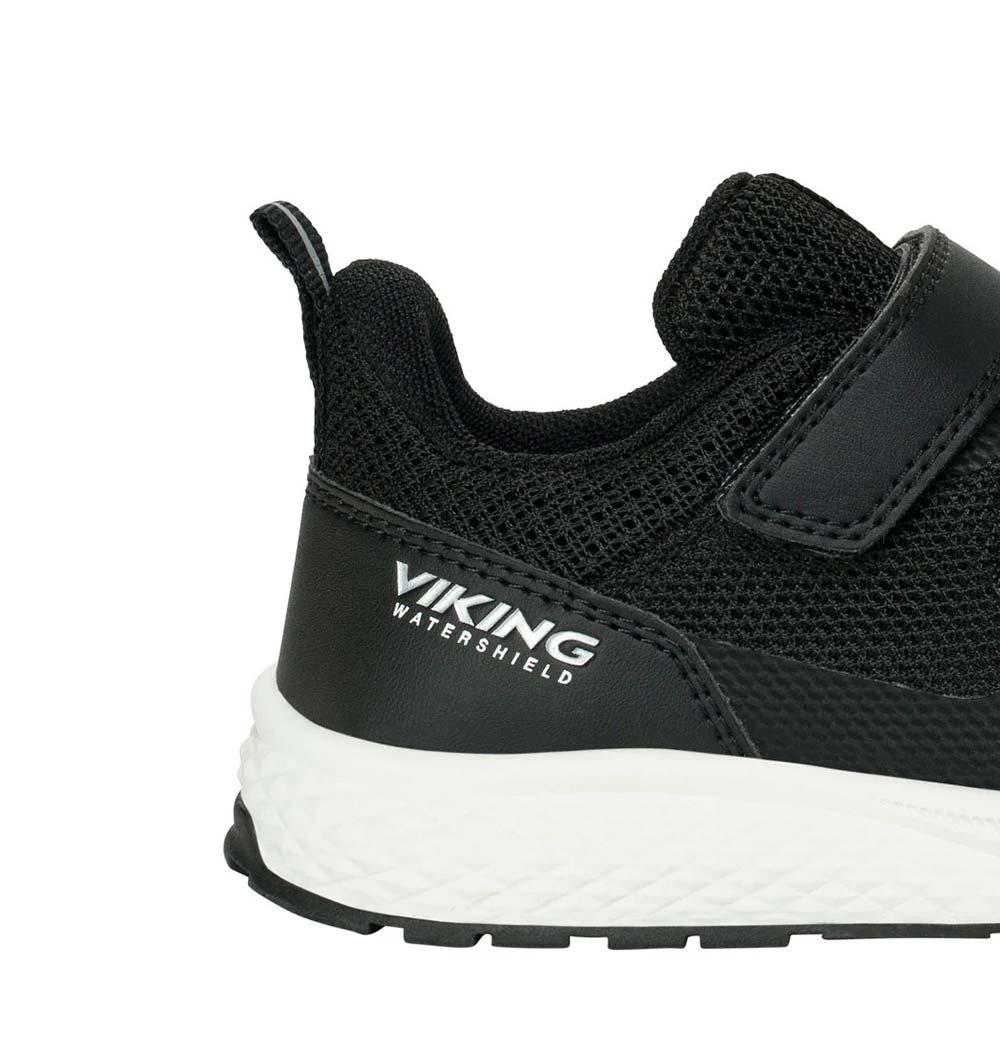 ヴィーキング バウンシー ウォータープルーフ 2ベルクロ VIKING Bouncy WP 2V BLACK キッズ スニーカー 防水シューズ VF-55480-2